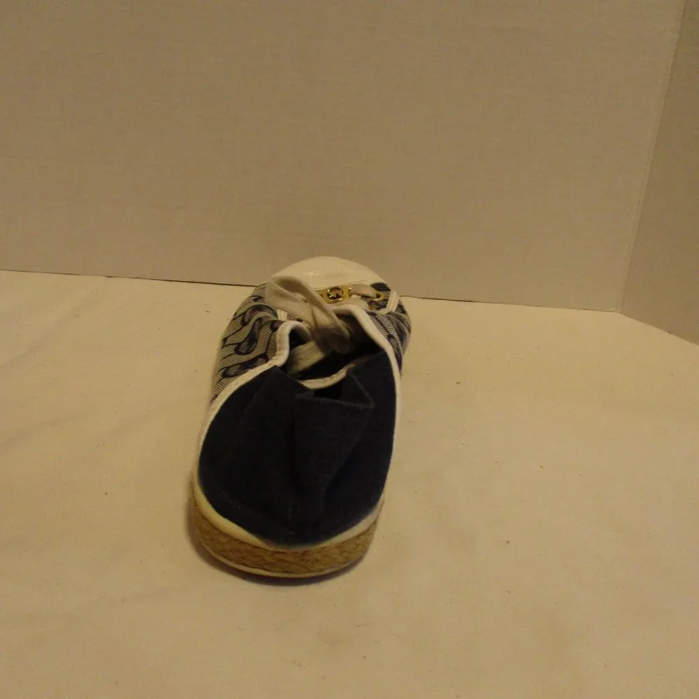 MICHAEL Michael Kors Shoes Woman Size 8.5 Blue White Outdoor Travel Resort Shoes